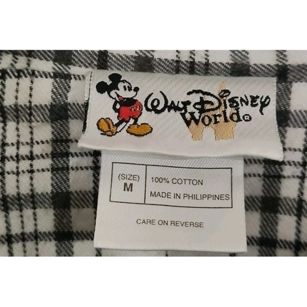 Walt Disney World Flannel Sleep Shirt  Long Sleeve Button‎ Up Size Medium Cute - Picture 2 of 5